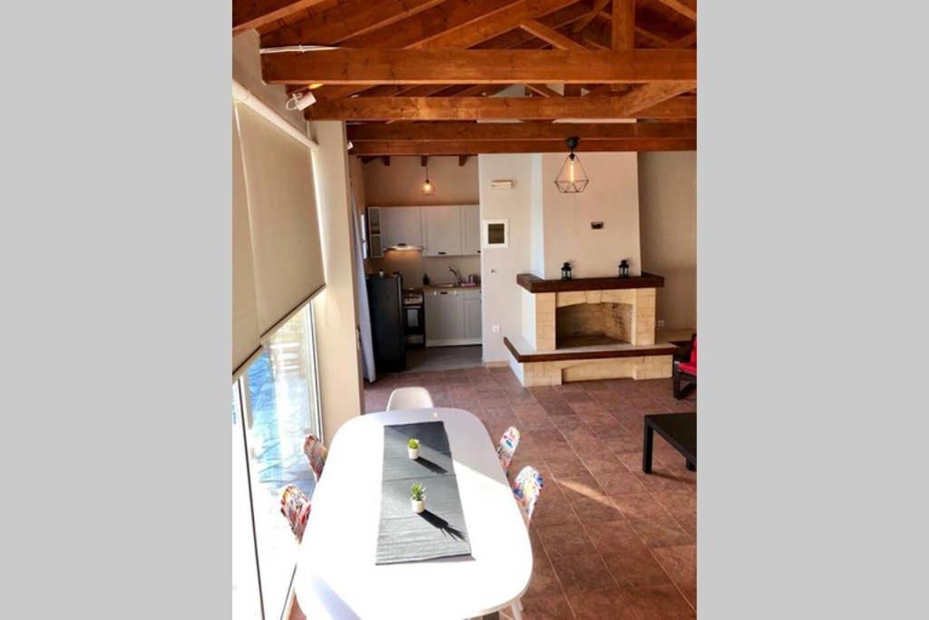 Sunlit Pool House Villa Posidhonia  Bagian luar foto
