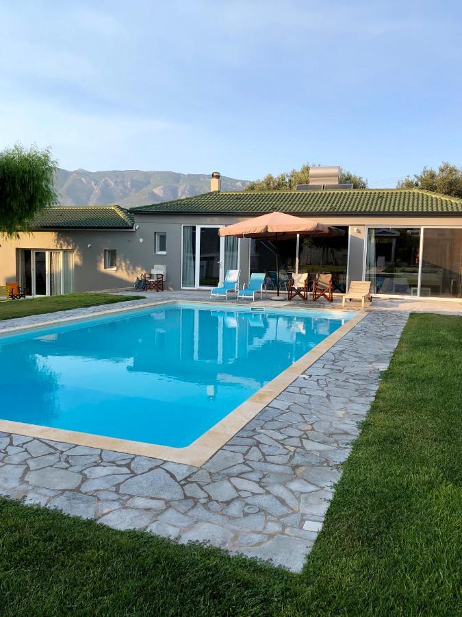 Sunlit Pool House Villa Posidhonia  Bagian luar foto